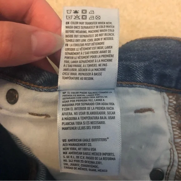 American eagle outfitters mom shorts cuffed jean denim - Picture 8 of 9